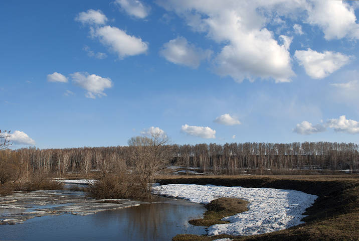 Апрель