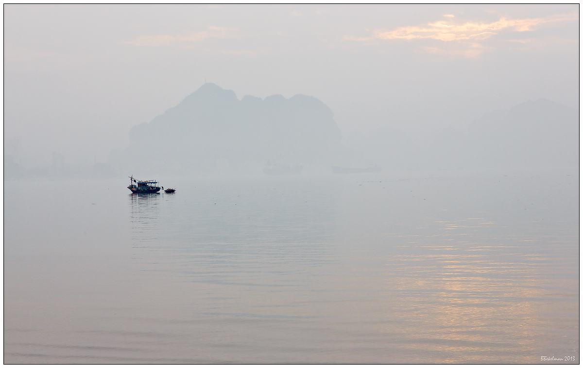  Vietnam Ha-Long bay