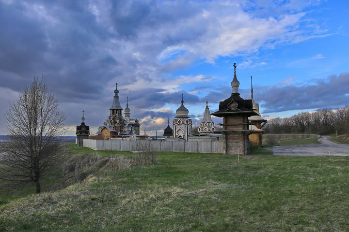 Сухарево и весна Белогорья 