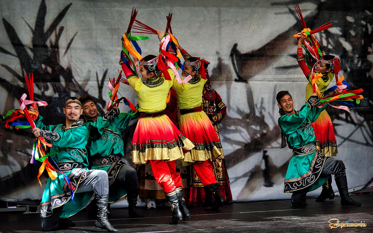 Танец. Монголия.