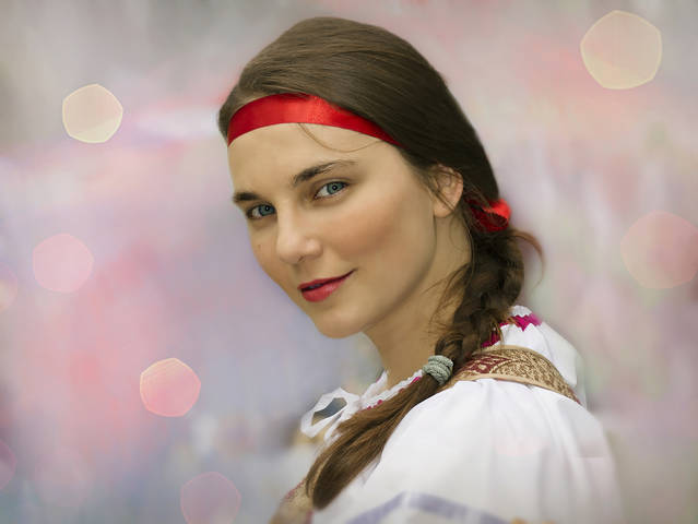 РУССКАЯ КРАСАВИЦА...
