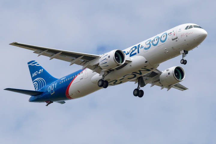 МС-21-300