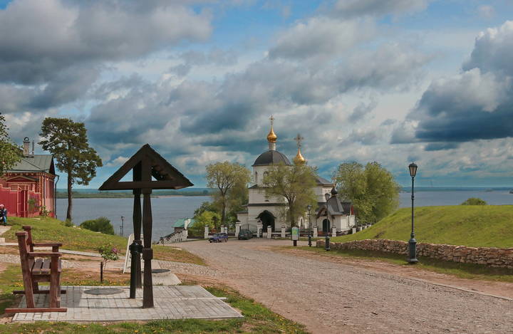 Свияжск. Церковь Константина и Елены