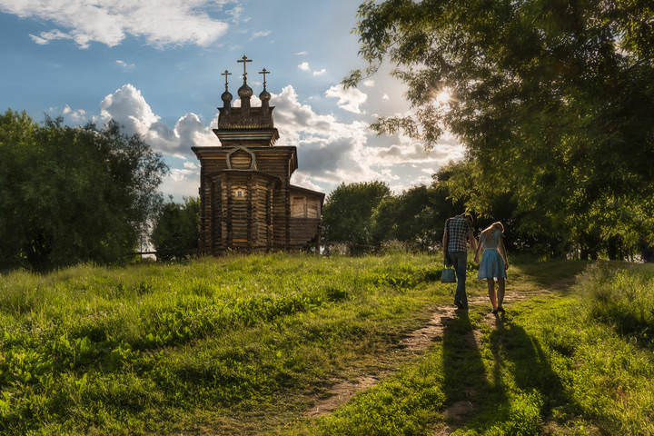 Тополиный пух, жара, июнь..