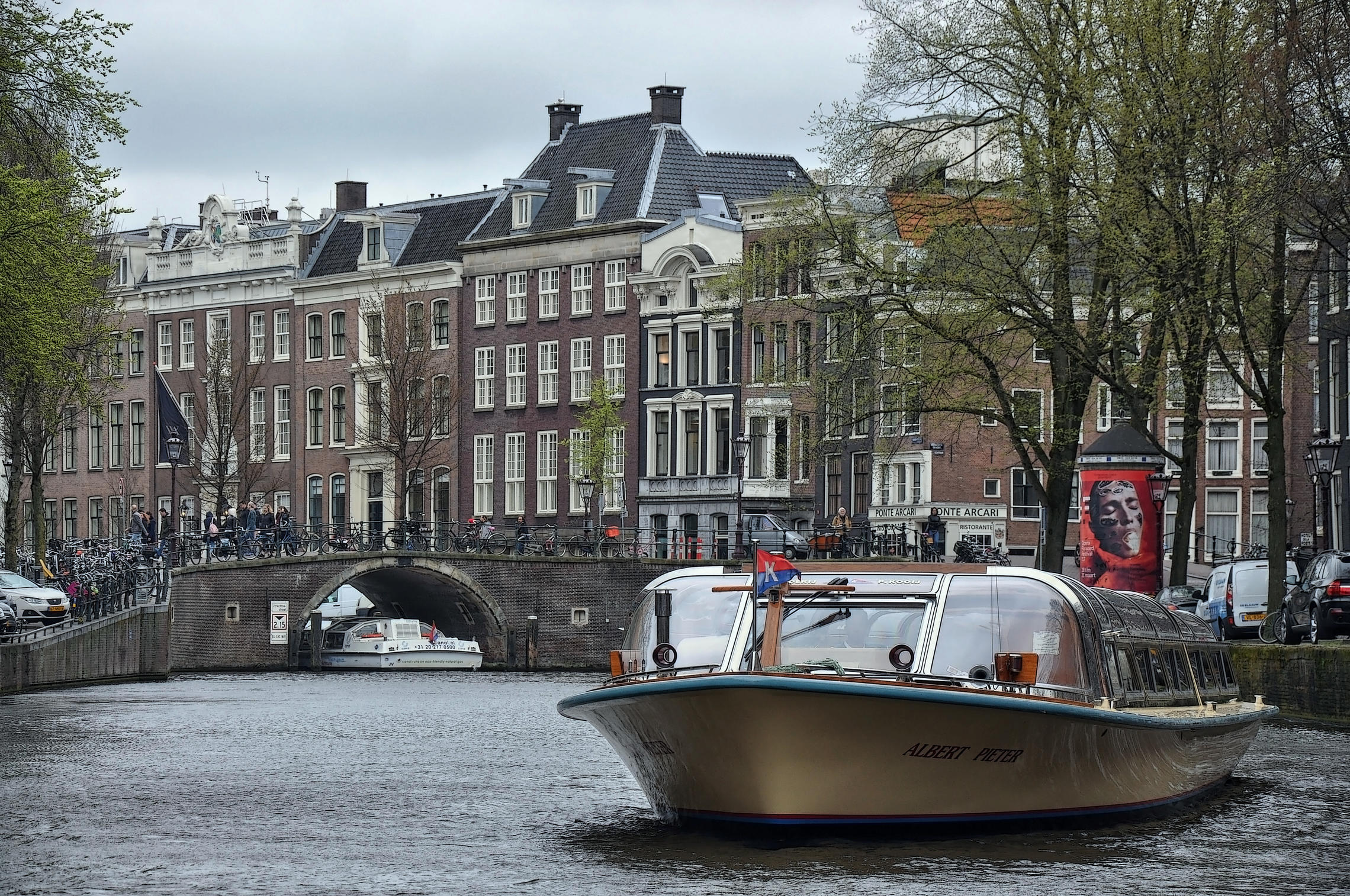 Каналами Амстердама