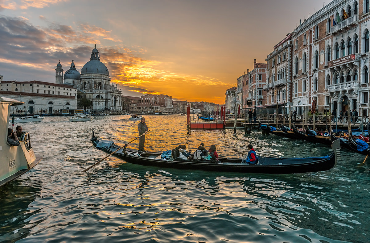 Закат над Венецией.