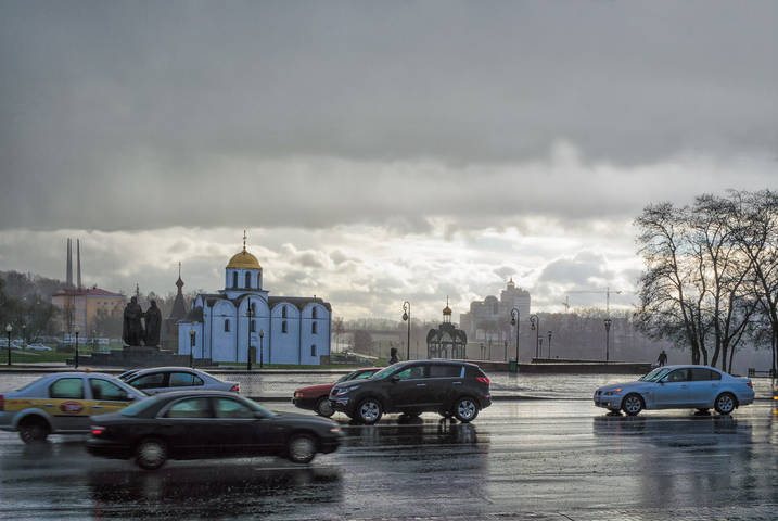 В сером Витебске...