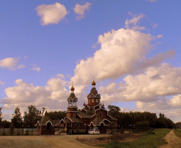 Храм в честь Богоявления Господня в Бердске . Июль.