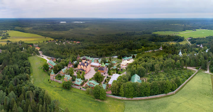 Пюхтицкий монастырь