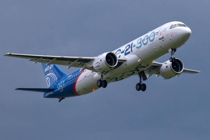 МС-21-300