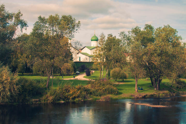 Осень в Пскове