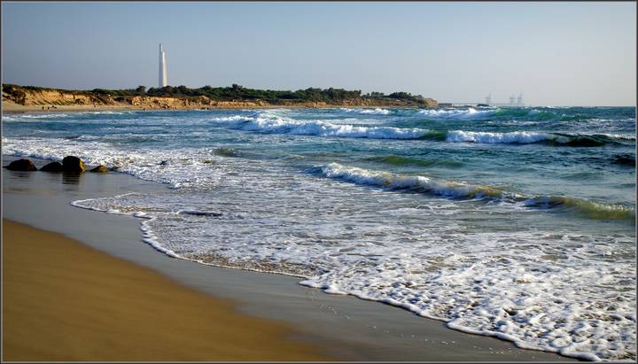 Беспокойное море