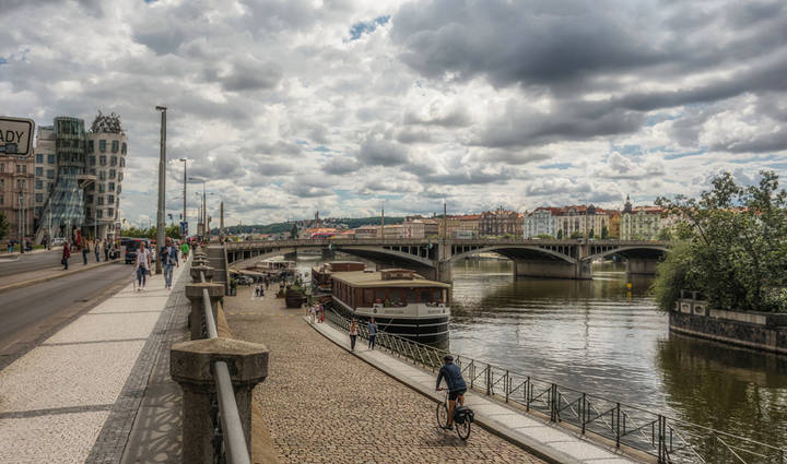 Masarykovo nabrezi