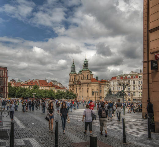 Staroměstské Náměstí