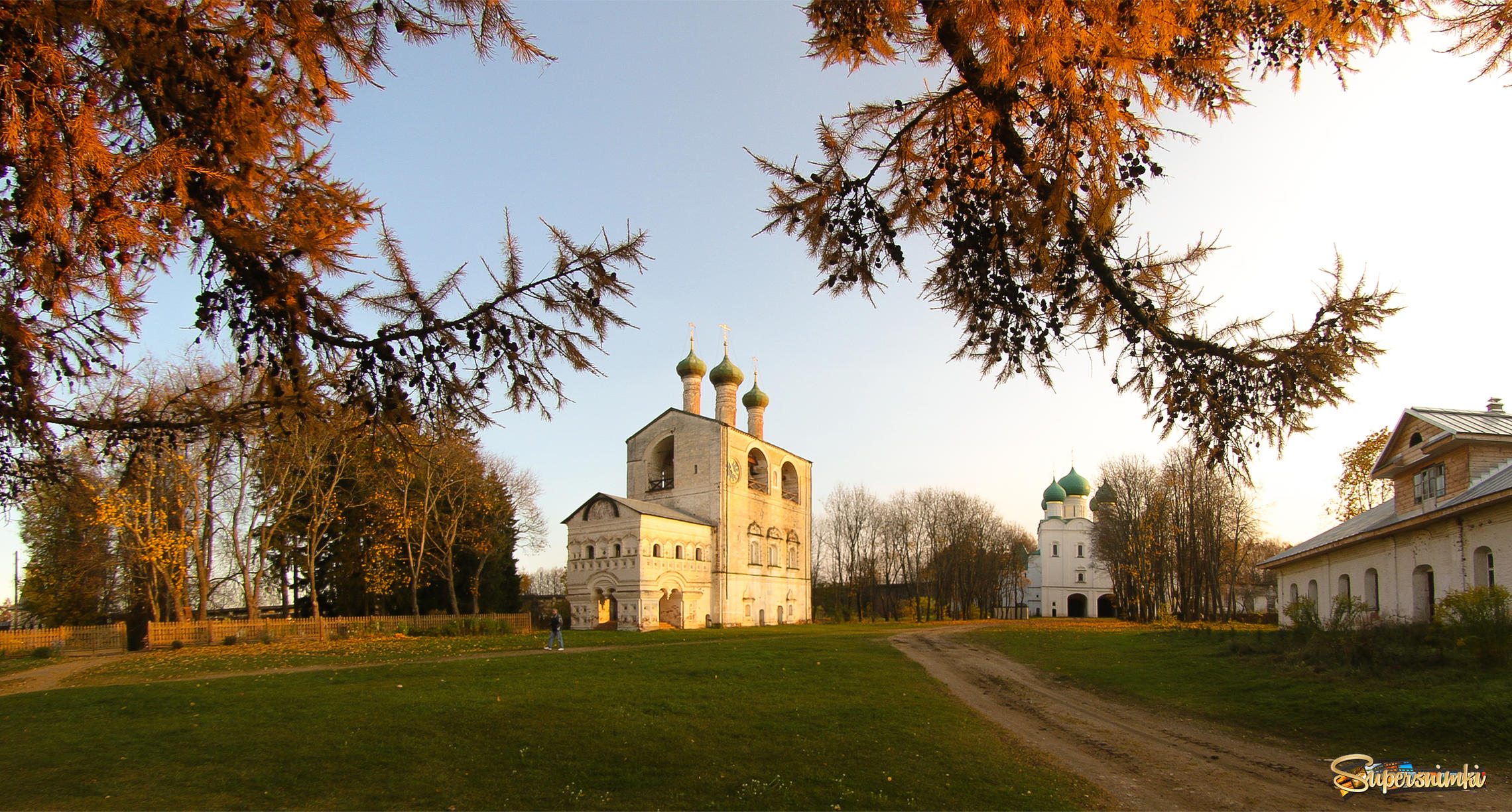 Ростовский Борисоглебский мужской монастырь 