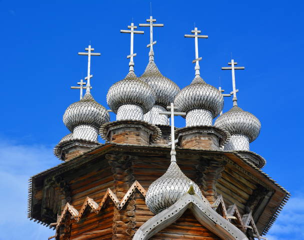 Чудо дерево в Кижах