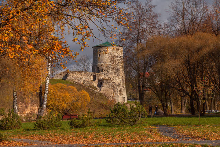 В парке...