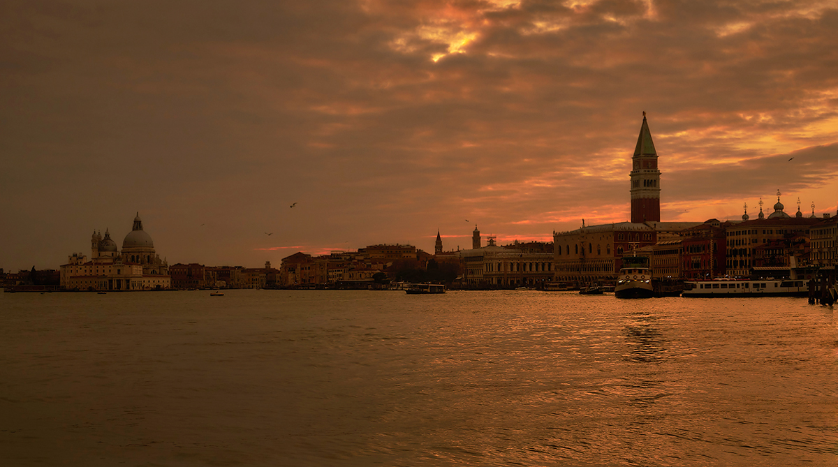Вечерние прогулки по Венеции