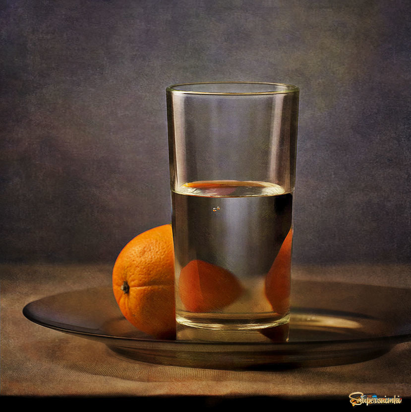 вода и апельсин