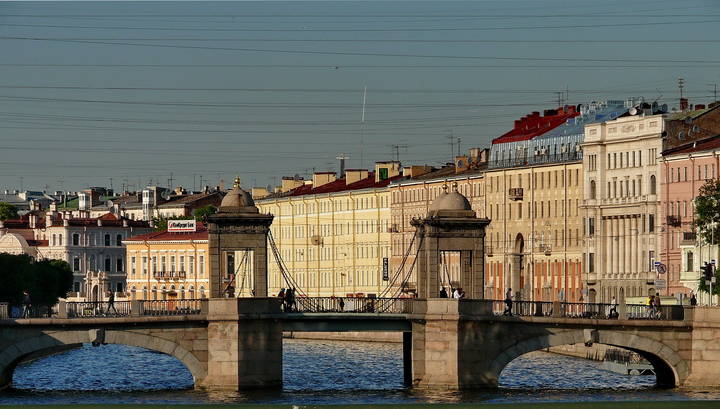 Город в тетради в линеечку…