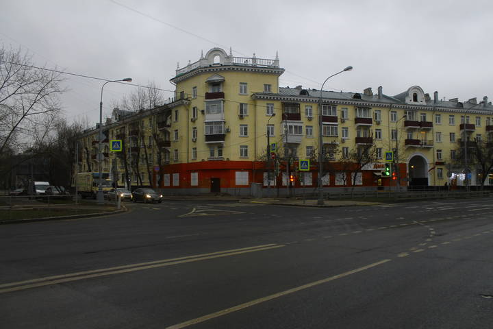 Угол Люблинской  улицы и Саратовской