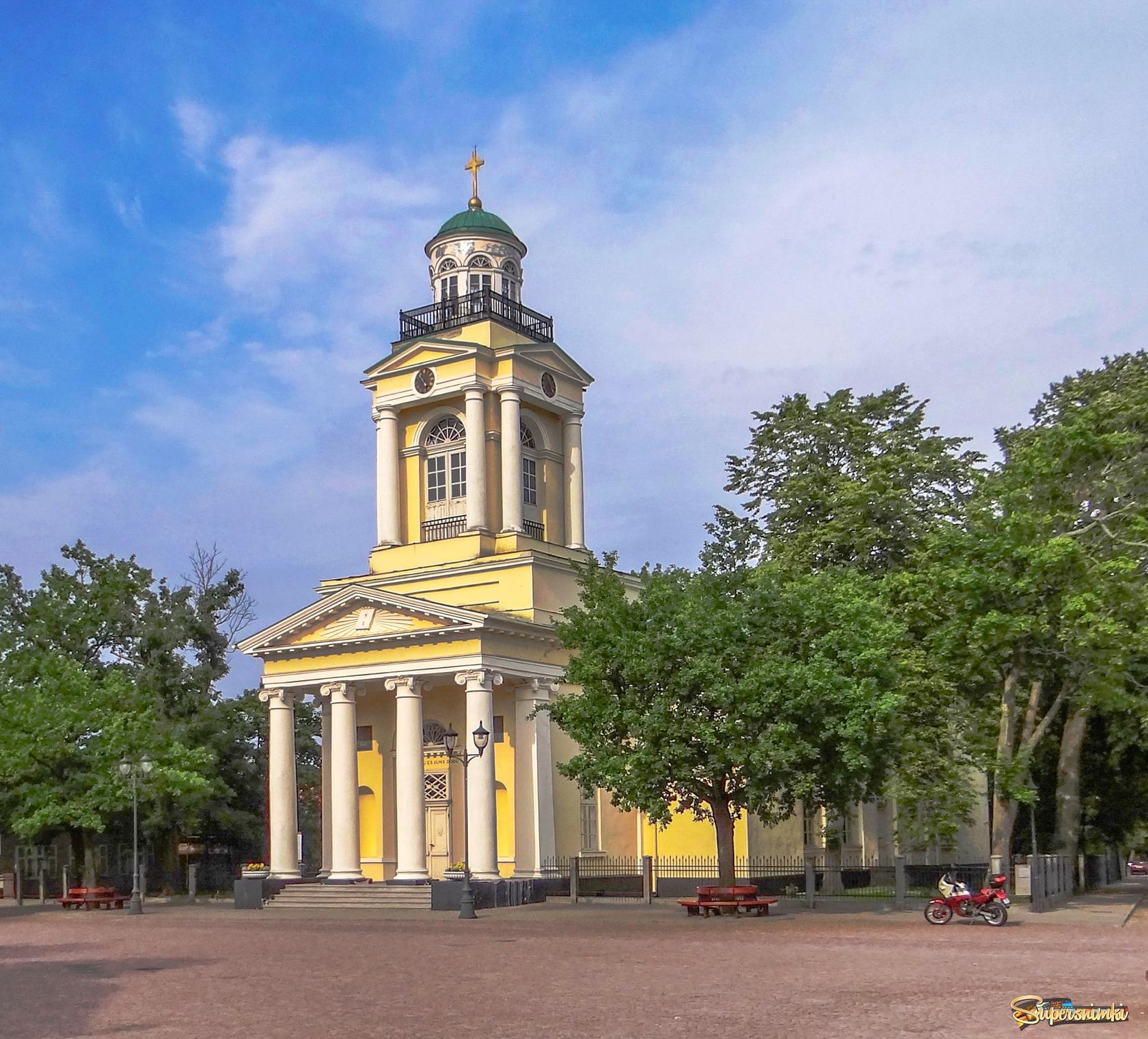 Вентспилс. Лютеранская церковь Святого Николая