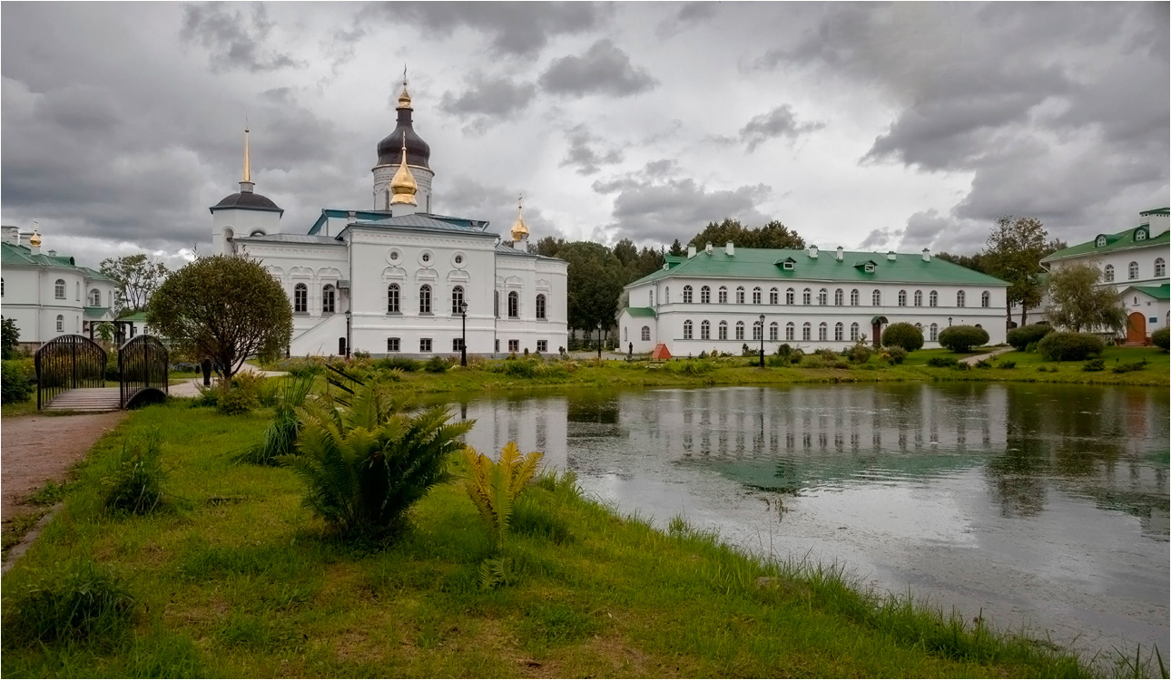 Спасо-Елеазаровский Монастырь
