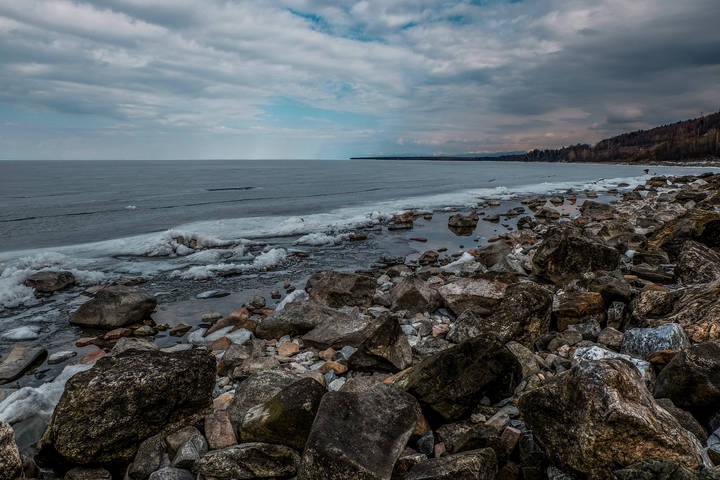 Берега Байкала.