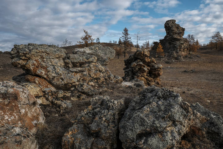 Природные изваяния Тажеранской степи.