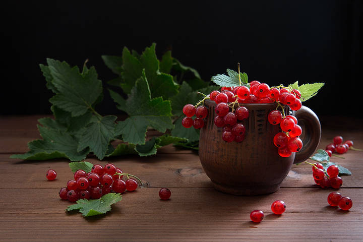С красной смородиной