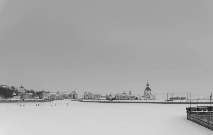 Серый день