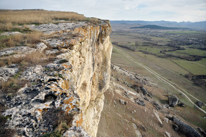 Белая скала