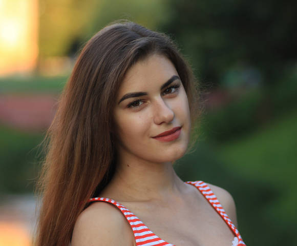 Лера.