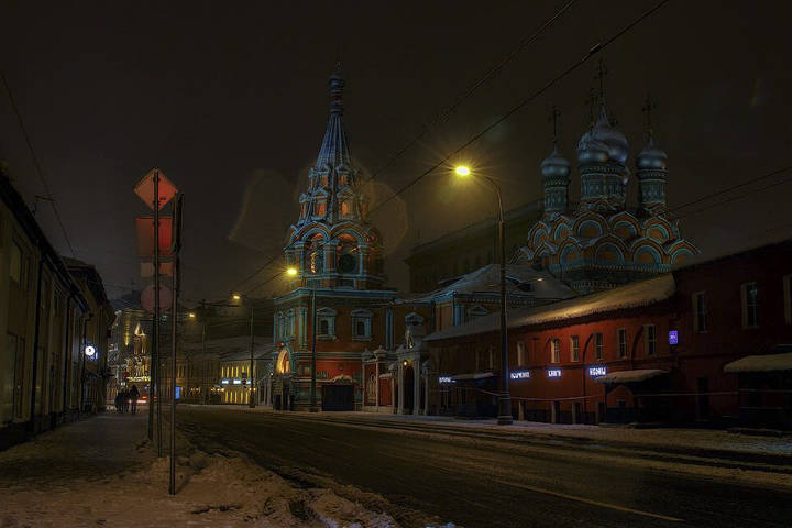 Красная церковь на Большой Полянке