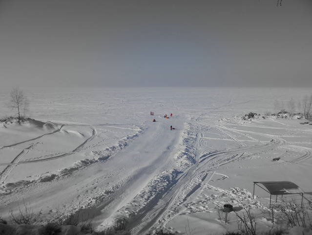 Зима на Обском водохранилище .