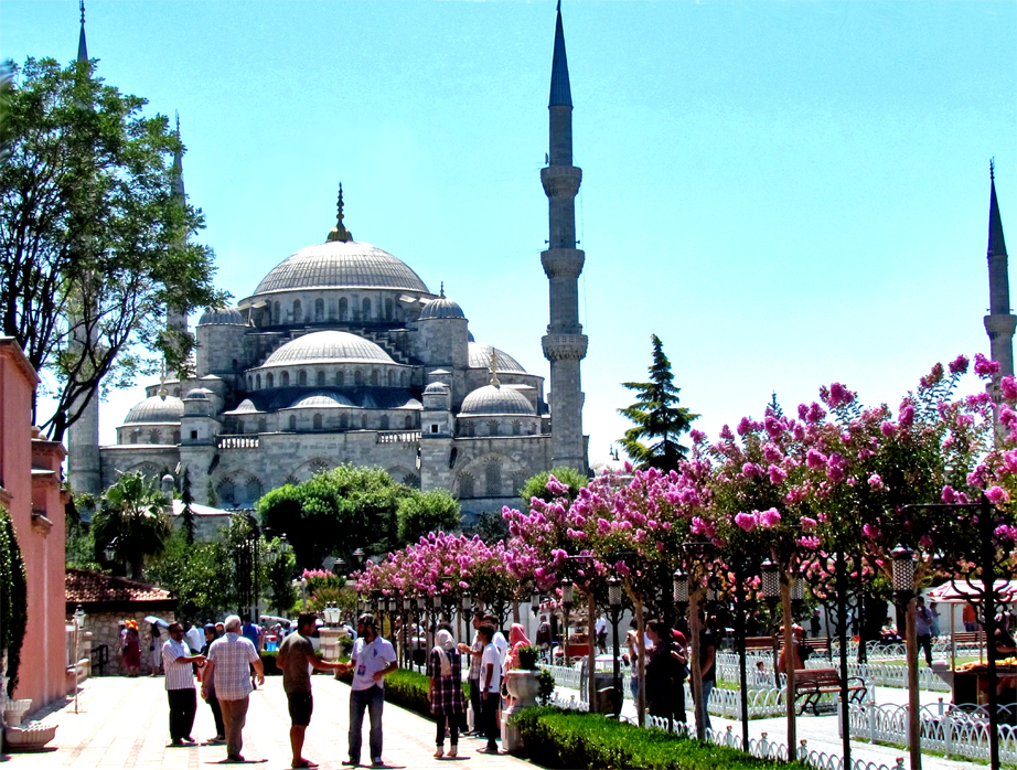 Стамбул, великолепная мечеть Султан Ахмет