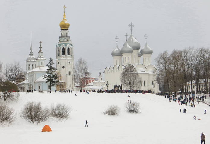 Февраль..Вологодский Кремль..