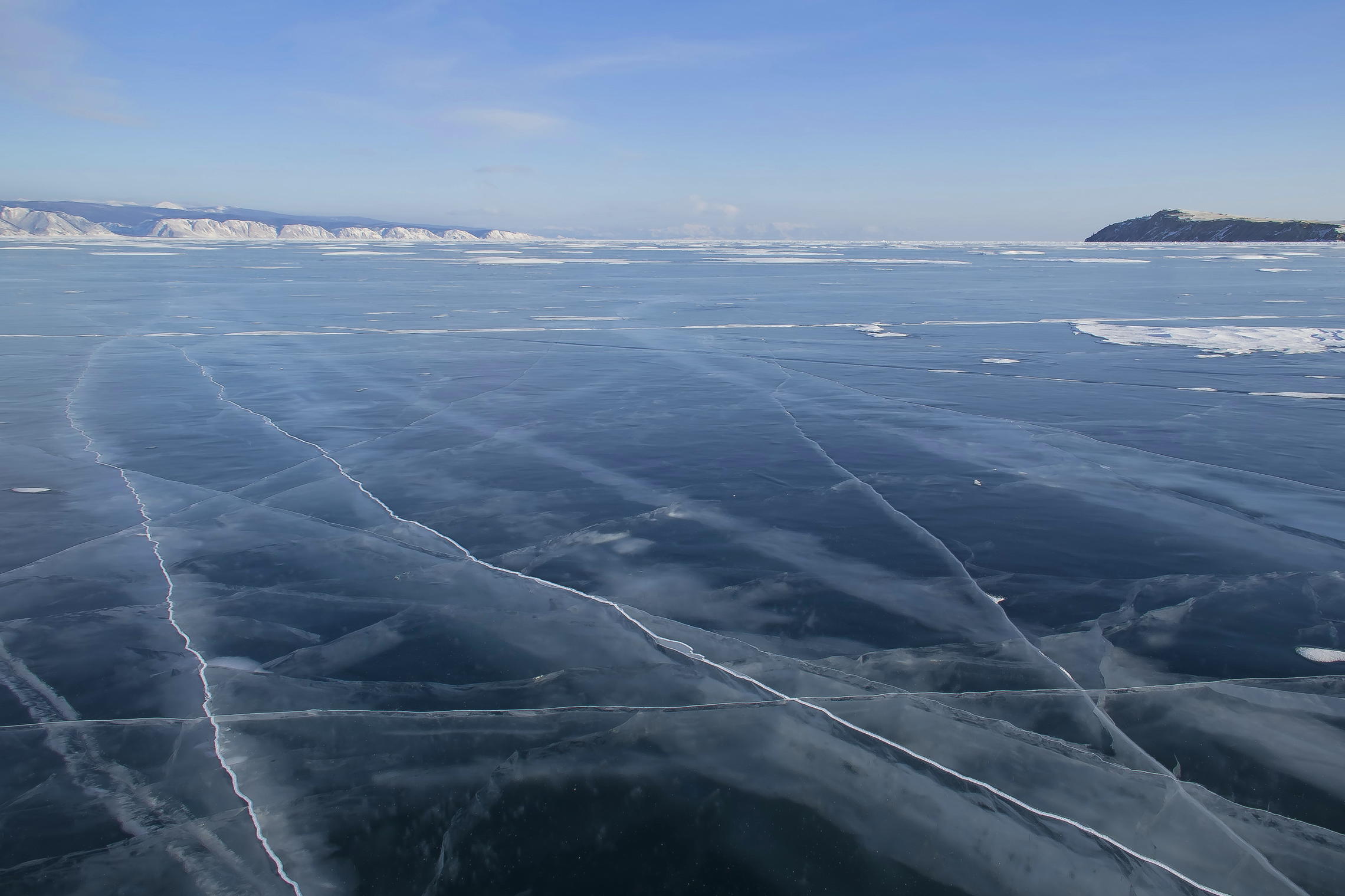 Такой разный лёд Байкала...