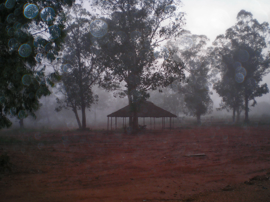 Ангола, деревня Кукумби, средняя по численности, рядом с одноименной рекой.