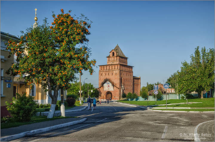 Пятницкая башня