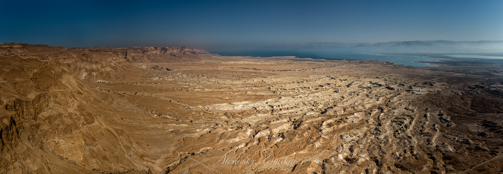 Вид на Мертвое Море