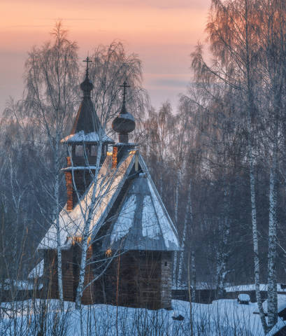 Среди лесов, болот и чапарыги.