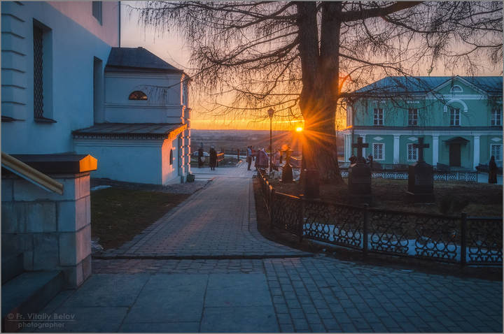 Солнечный закат в марте 2014 г.