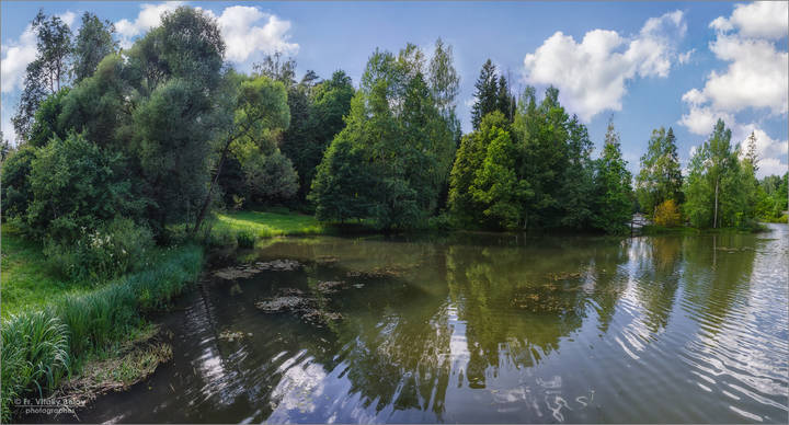 Волнистая река