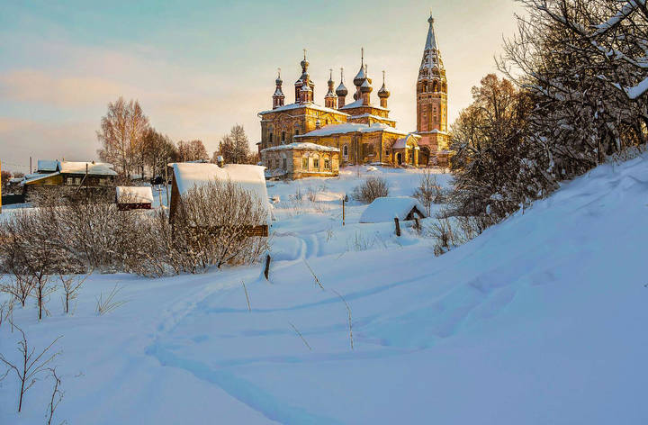 Село Парское на  реке Парша. 