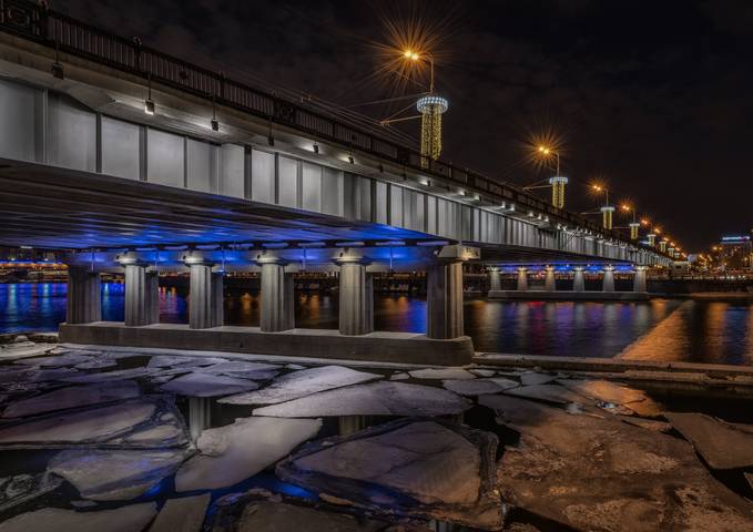 Новоарбатский мост