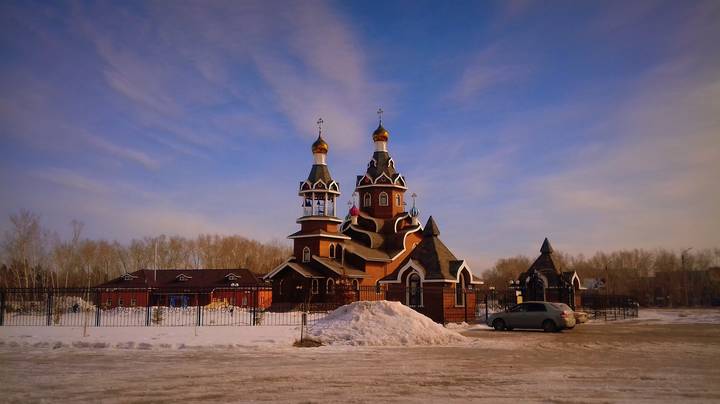 Весна . Храм Богоявления Господня .