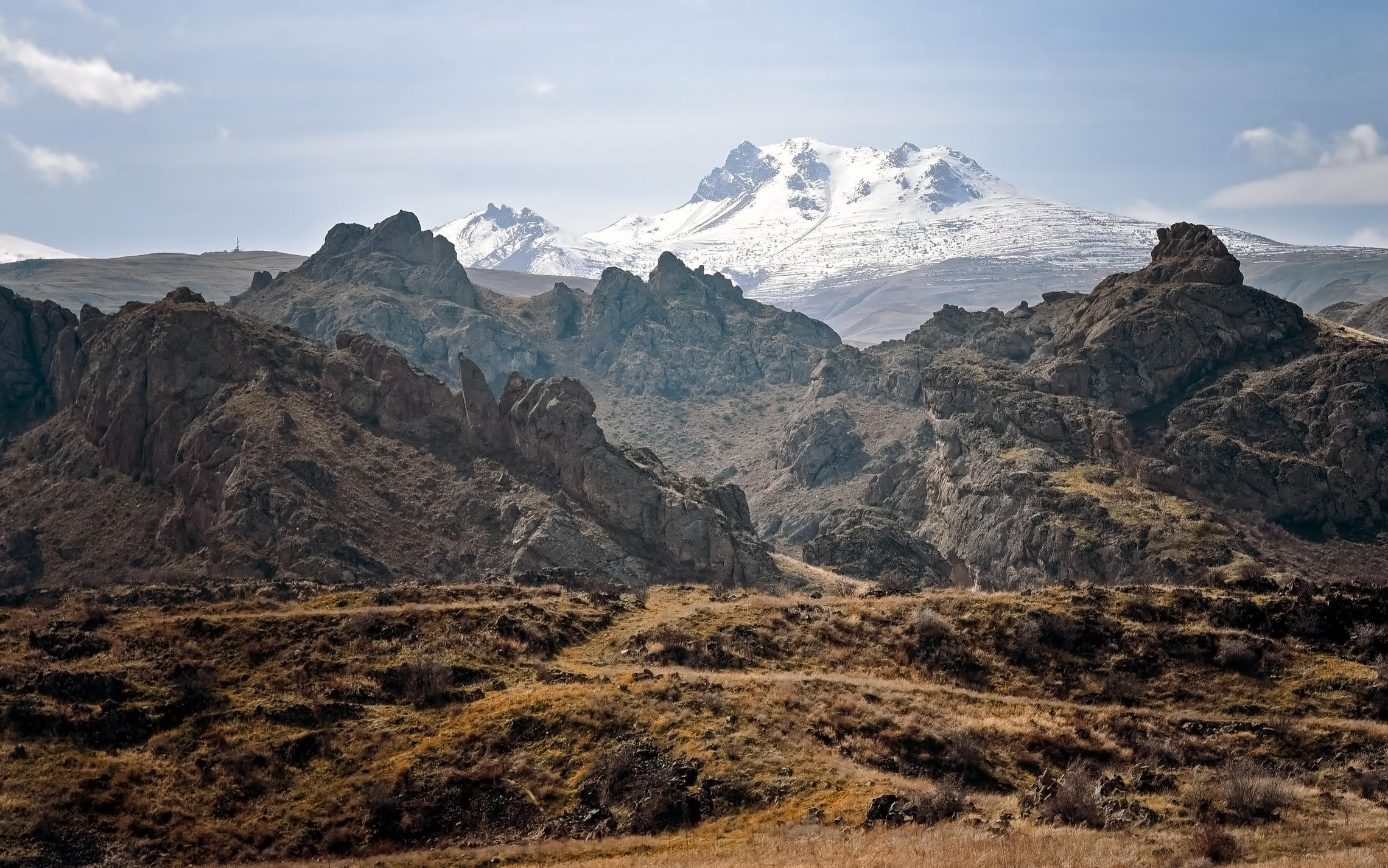 Гора в горгаре Армения