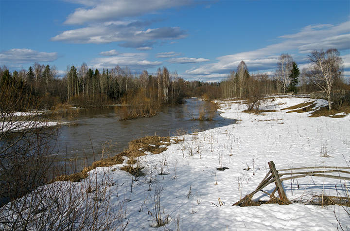 Апрель