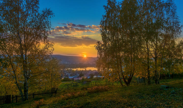 Вечер в поселке